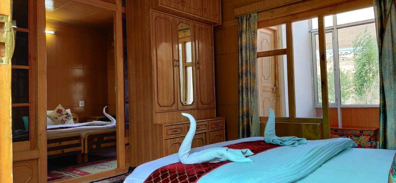 Youthok Guest House Leh Luaran gambar
