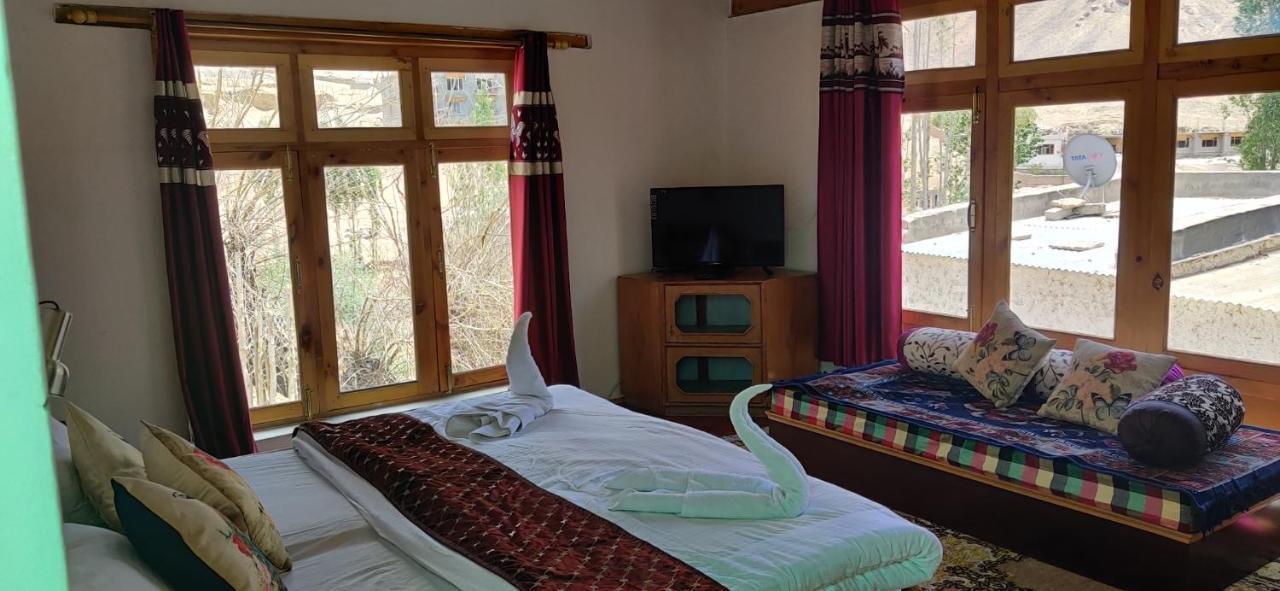 Youthok Guest House Leh Luaran gambar