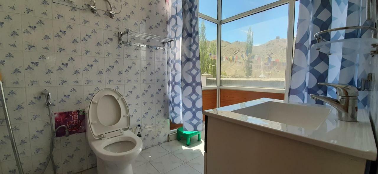 Youthok Guest House Leh Luaran gambar